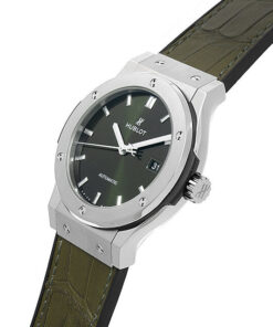 Alternative view of Classic Fusion Automatic 42mm, Ref# 542.NX.8970.LR