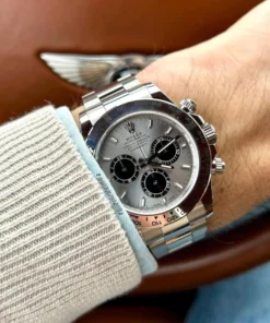 Alternative view of The Oyster Perpetual Cosmograph Daytona in 18-carat white gold