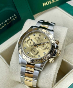 Alternative view of Rolex Cosmograph Daytona Champagne Dial
