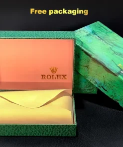 Alternative view of The Oyster Perpetual Cosmograph Daytona in 18 ct white gold