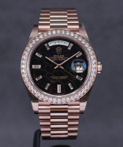 Vue alternative de Rolex Day Date 40mm Eisenkiesel Diamonds