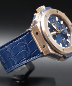 Alternative view of Big Bang Gold Blue 44mm, 18kt Rose Gold