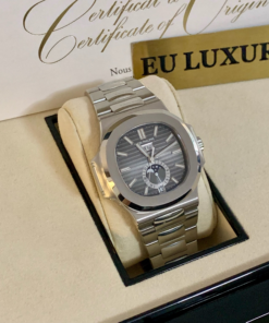 Alternative view of Patek Philippe Nautilus 5726/1A-001
