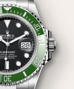 Alternative view of Rolex Submariner Date Oyster, 41 mm, Oystersteel