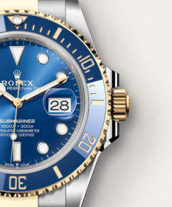 Alternative view of B- Rolex Submariner Date Oyster, 41 mm, Oystersteel and yellow gold