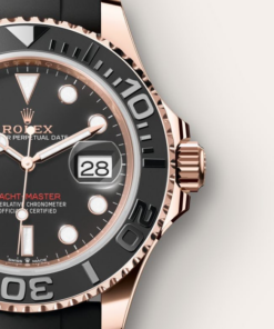 Alternative view of Rolex Yacht-Master 40 Oyster, 40 mm, Everose gold