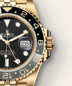 Alternative view of A -Rolex GMT-Master II Oyster, 40 mm, yellow gold