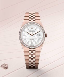 Alternative view of Rolex Land-Dweller 36 Oyster, 36 mm, Everose gold and diamonds