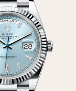 Vue alternative de Rolex Day-Date 40 Platinum – Ice Blue Dial