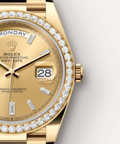 Alternative view of Rolex Day-Date 40 Oyster, 40 mm, yellow gold and diamonds