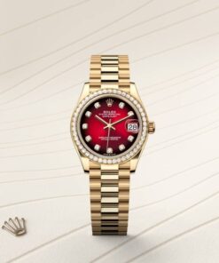 Alternative view of Rolex Datejust 31 Oyster, 31 mm, yellow gold and diamonds