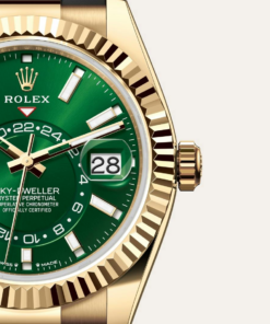 Alternative view of Rolex Sky-Dweller Oyster, 42 mm, yellow gold