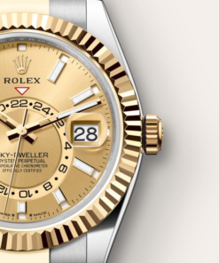 Alternative view of Rolex Sky-Dweller Oyster, 42 mm, Oystersteel and yellow gold