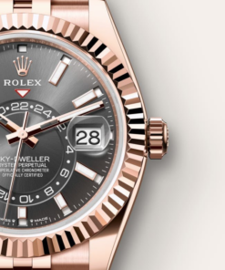Alternative view of Rolex Sky-Dweller Oyster, 42 mm, Everose gold