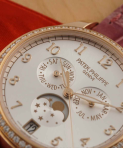 Alternative view of Patek Philippe Complications 4947R-001