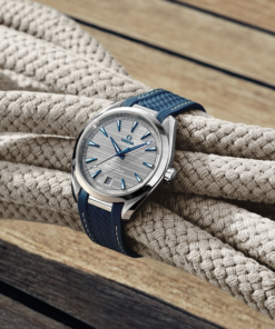 Alternative view of Seamaster Aqua Terra 150M 41 mm, steel on rubber strap