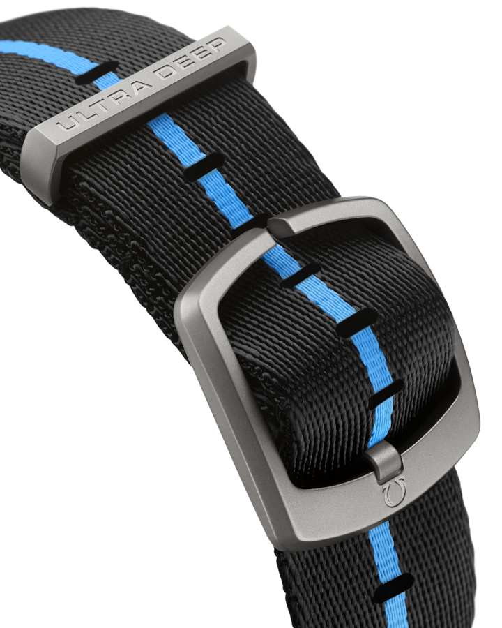 Seamaster Planet Ocean 6000M 45.5 mm, titanium on NATO strap - Image 5