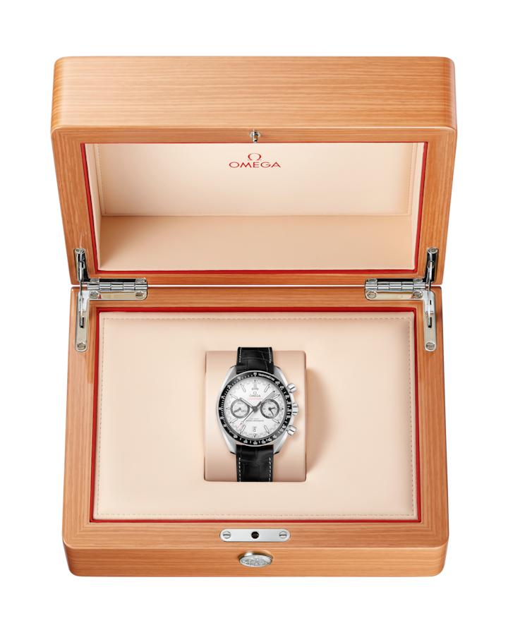 Speedmaster Racing 44.25 mm, steel on leather strap - immagine 3