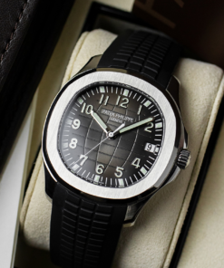 Alternative view of Patek Philippe Aquanaut 5167A-001