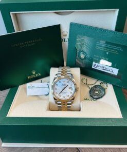 Vue alternative de Rolex Datejust Oyster Perpetual 126333-0018